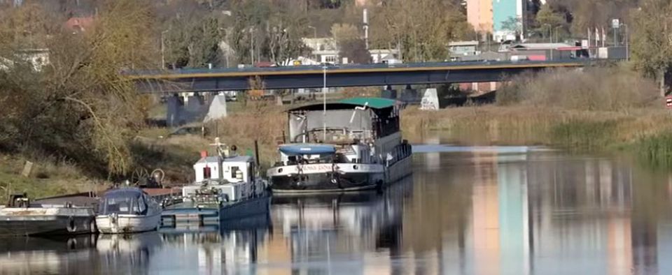 Rzeka, barki... Dawne lata na i przy Warcie [FILM]